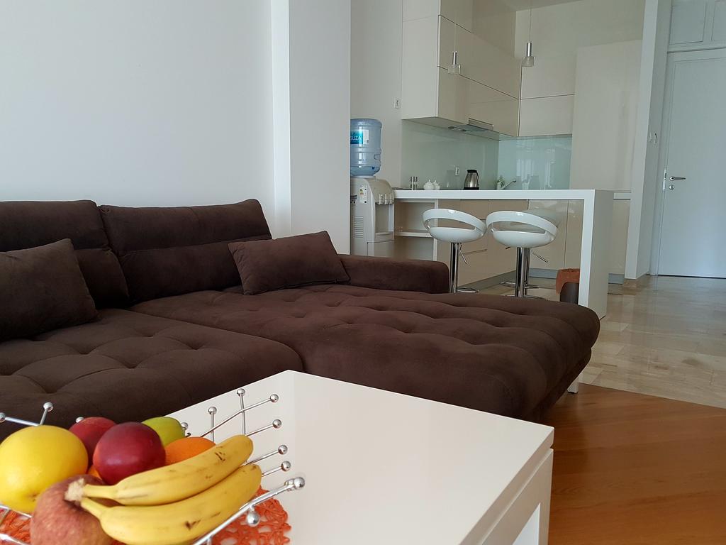 Apartment Tc Lux Vlsb Будва Екстериор снимка