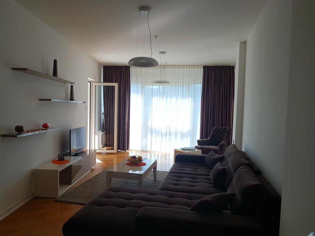 Apartment Tc Lux Vlsb Будва Екстериор снимка