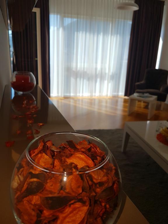 Apartment Tc Lux Vlsb Будва Екстериор снимка
